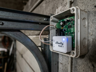 Automatizar puerta garaje - Relé Shelly Plus 1 conectado a motor de garaje
